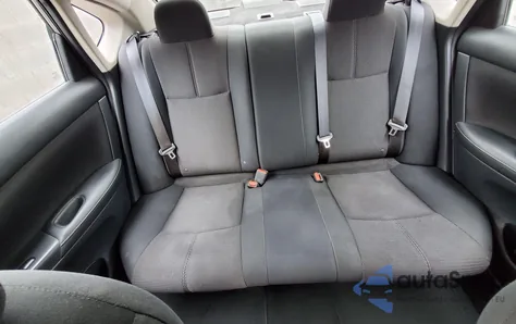 2017 Nissan Sentra S z USA, uszkodzony, nr VIN 3N1AB7AP0HY221167